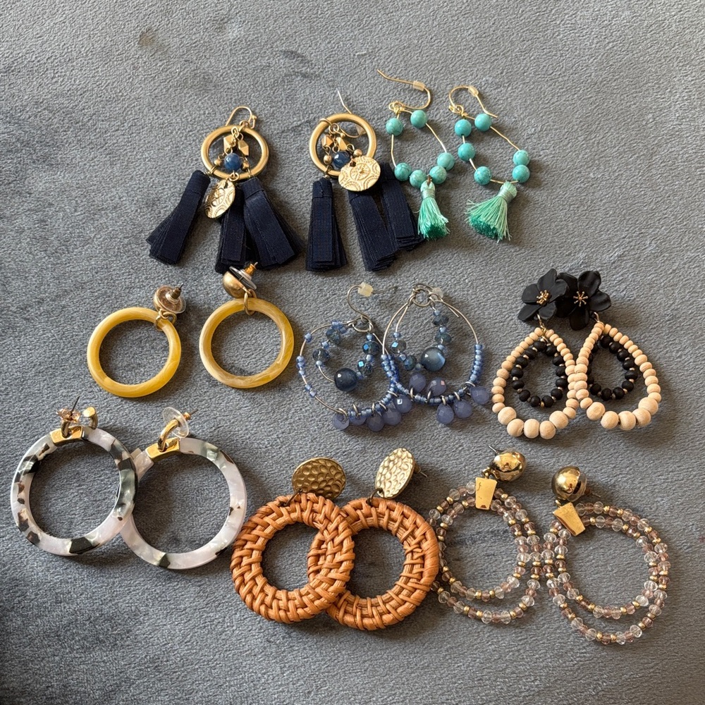 8 Multicolor Earring Set